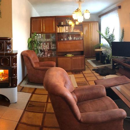 Apartman Olesnik Appartement Buitenkant foto