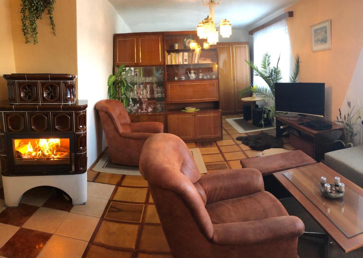 Apartman Olesnik Appartement Buitenkant foto